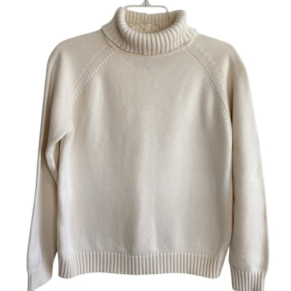 L.L. Bean Womens Turtleneck Sweater Size Medium Ivory 100% Cotton Classic Knit - Picture 1 of 13
